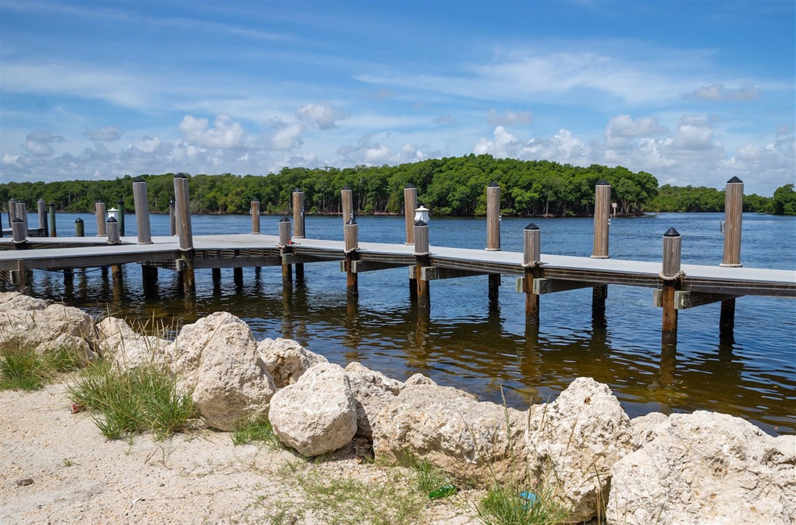 Bella Vista Bay Park Docks