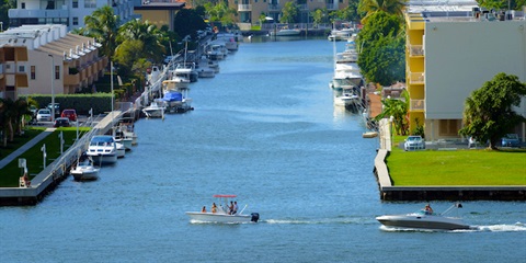 Boats on the Intracoastal Waterway