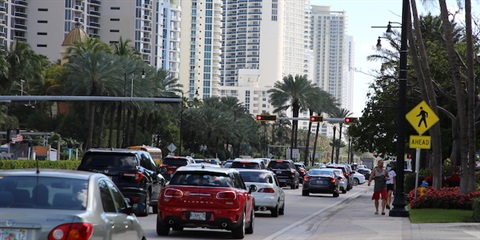 traffic-on-collins-avenue.jpeg